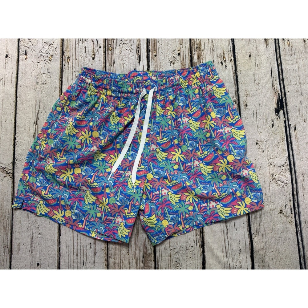 Chubbies Men's M Classic Swim Trunks 5.5" The Tropical Bunch Lined Shorts